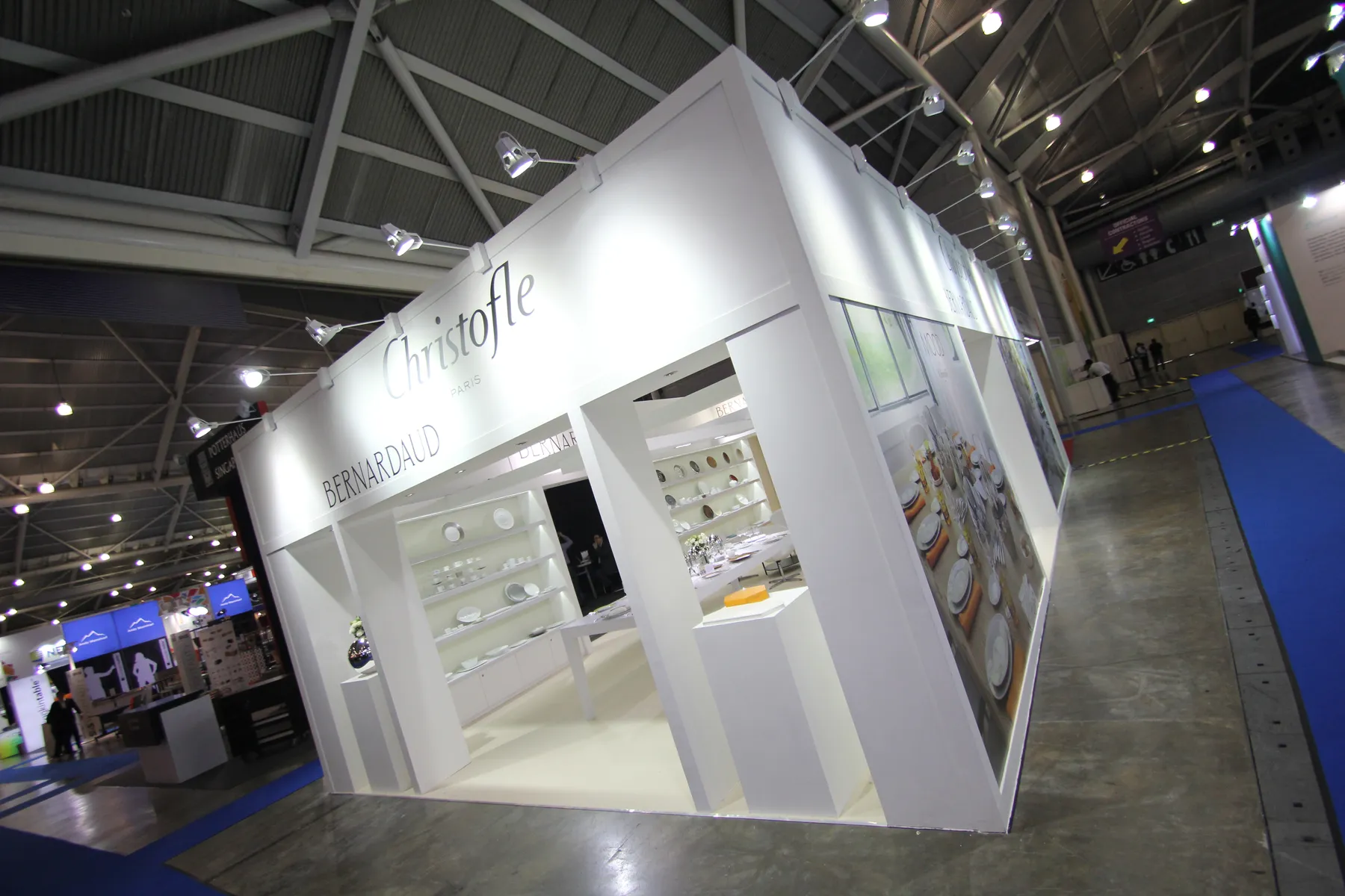 Custom exhibition stand with angular architecture contracted by JOKO Expo Global